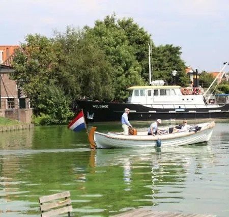 Bådhotel Living On Water